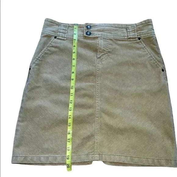 Women’s Gap Stretch Corduroy Mini Skirt Tan size 6 - Picture 5 of 10